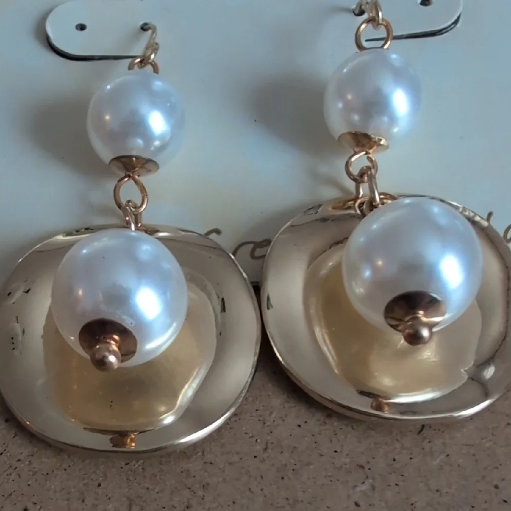 Erica Lyons Gold and White Pearl Drop Earrings
